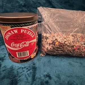 Brand new Coca Cola Puzzle 700 pieces-1993